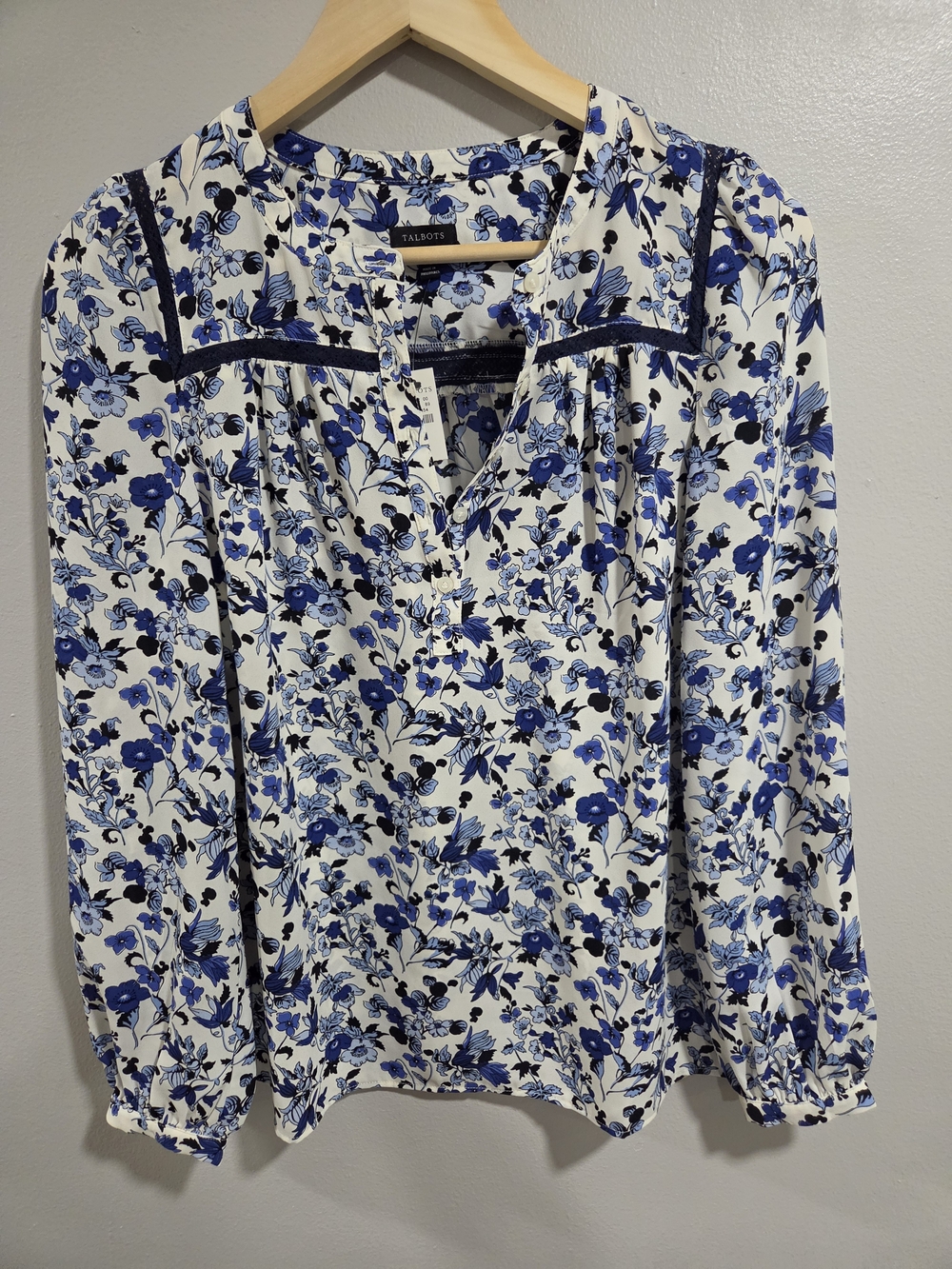 Talbots Blue and White Floral Button-Front Blouse - Picture 3 of 10